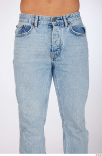 Darren blue jeans casual dressed thigh 0001.jpg